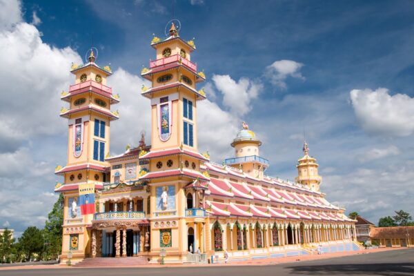 Cao Dai Temple